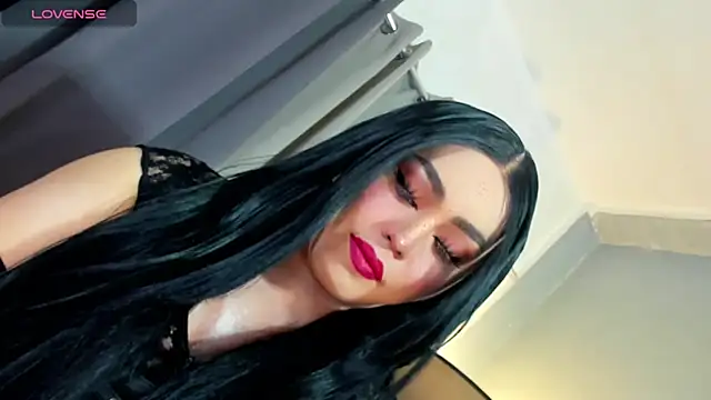 MagnaCumLoader17 online show from 10.15.25