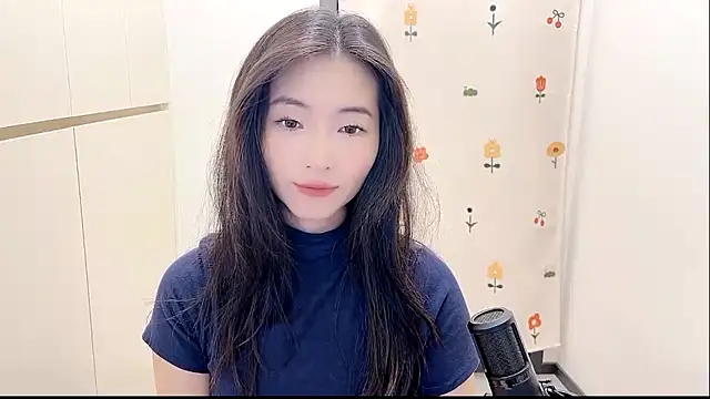 Rosalind xixi online show from 10.05.25