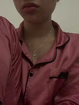 Nguyenha11 online show from 12.22.25