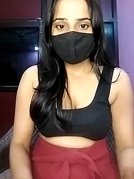 Snapshot of Amisha2 chatting on 11.12.25 Amisha2 online show from 11.12.25