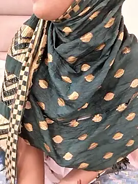 Indian-Aleena online show from 04.13.26