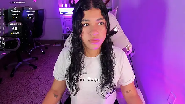 Snapshot of Ivy_nt chatting on 09.15.25 Ivy nt online show from 09.15.25