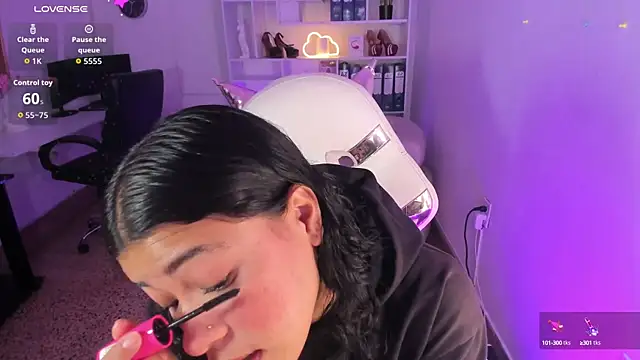 Snapshot of Ivy_nt chatting on 09.17.25 Ivy nt online show from 09.17.25