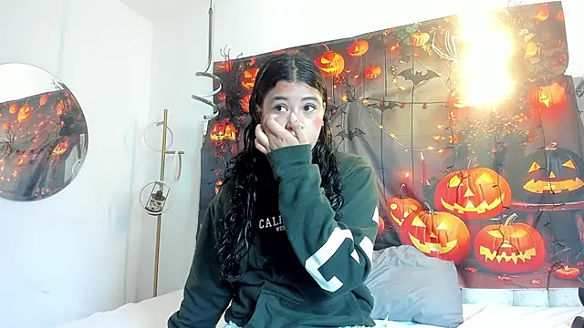 Snapshot of Ivy_nt chatting on 11.01.25 Ivy nt online show from 11.01.25