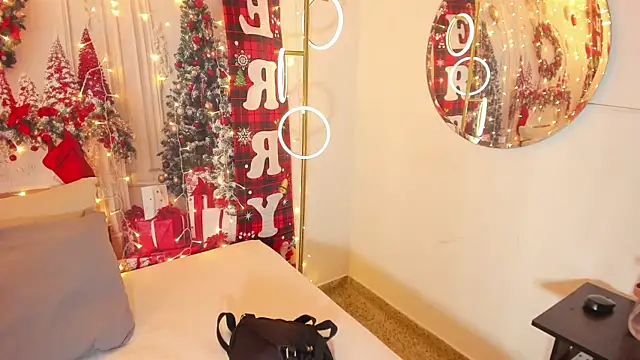 Snapshot of Ivy_nt chatting on 11.18.25 Ivy nt online show from 11.18.25