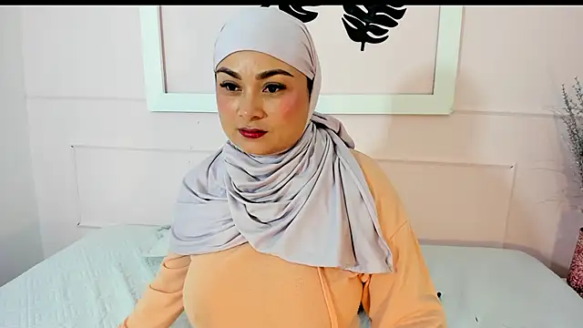 azaharaaa  online show from 09.23.25