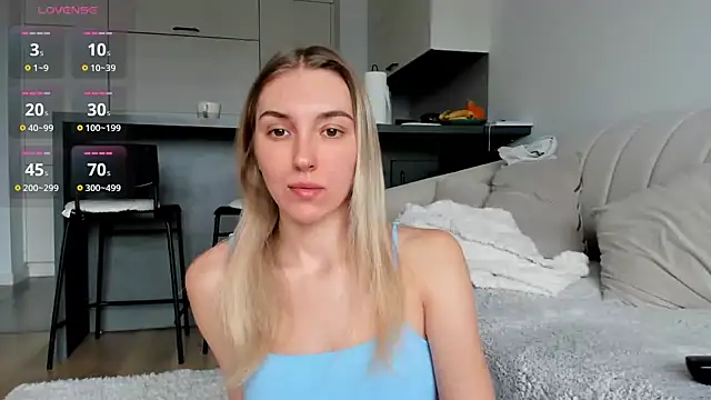 Sunny Rina  online show from 04.11.26