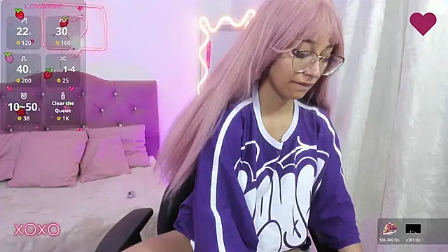 Snapshot of HANNI_TAY chatting on 11.27.25 HANNI TAY online show from 11.27.25