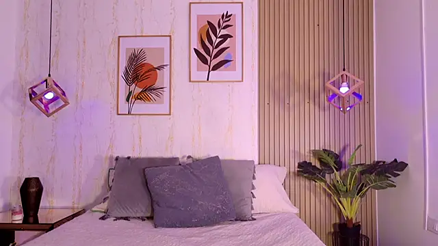 Ayleen Dunkan online show from 09.19.25