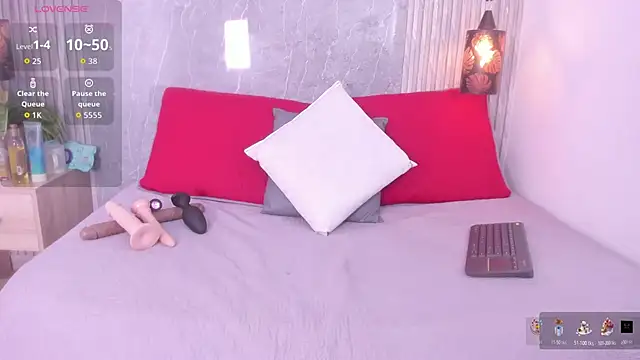 Lucia Guzman1 online show from 12.03.25