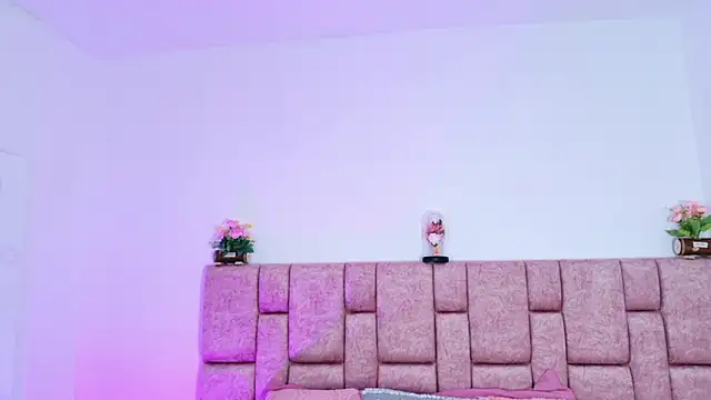 ScarlettLuxe online show from 11.13.25