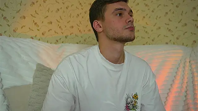 johnstoneisland online show from 07.18.26