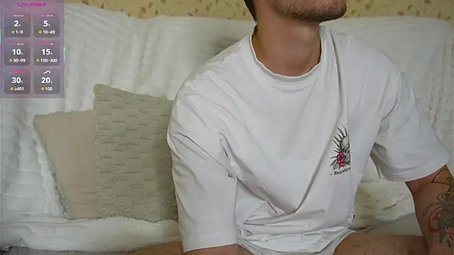 johnstoneisland online show from 07.20.26