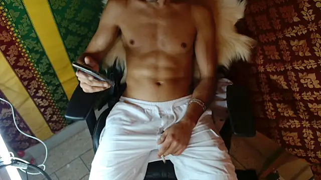 JUSTFORRICH online show from 04.16.26