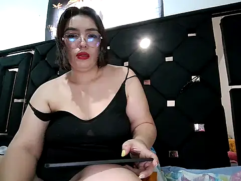 Snapshot of vegacristal88 chatting on 05.07.26 vegacristal88 online show from 05.07.26