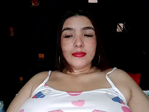 Snapshot of vegacristal88 chatting on 05.23.26 vegacristal88 online show from 05.23.26