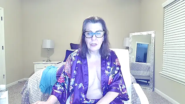 HotTxGilfMaggie online show from 11.21.25