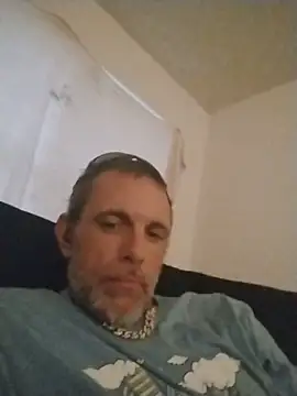 Snapshot of jarjar83 chatting on 05.18.26 jarjar83 online show from 05.18.26