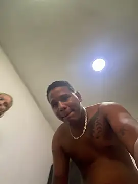 Morenovergon2003 online show from 04.21.26