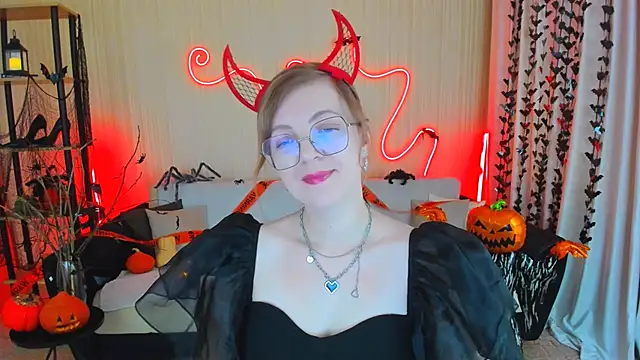 YourUniverser online show from 10.26.25