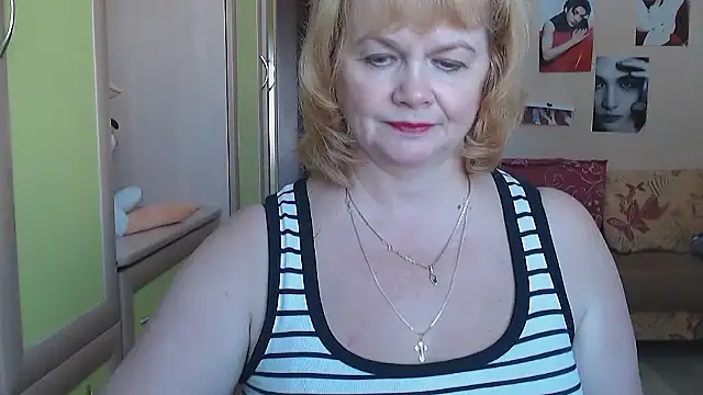 LilyHotlens online show from 10.01.25