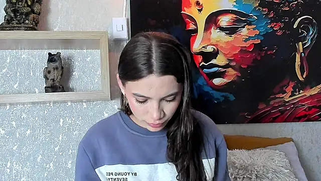 aitana baker  online show from 02.06.26