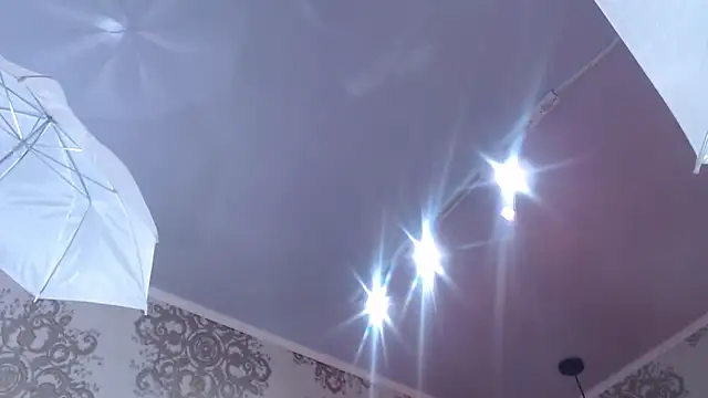 Snapshot of KendyLoveLans chatting on 09.15.25 KendyLoveLans online show from 09.15.25