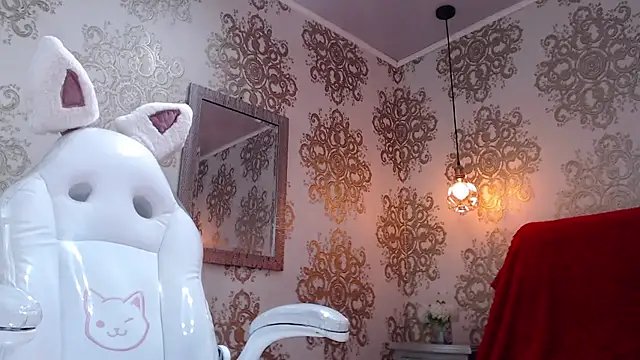 Snapshot of KendyLoveLans chatting on 11.22.25 KendyLoveLans online show from 11.22.25