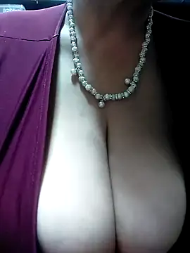 Troiavaca online show from 10.18.25