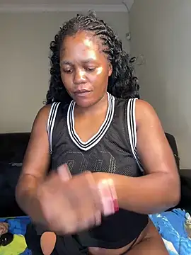 Kikie23 online show from 04.12.26