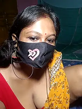 Snapshot of Hotty-rosni chatting on 09.26.25 Hotty-rosni online show from 09.26.25