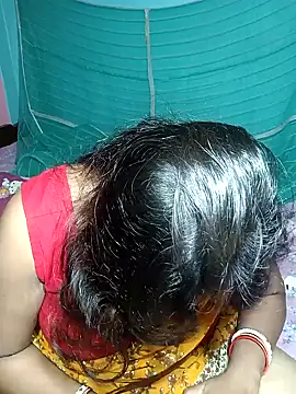 Snapshot of Hotty-rosni chatting on 11.08.25 Hotty-rosni online show from 11.08.25