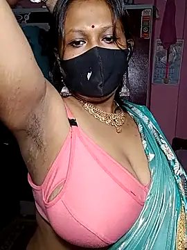 Snapshot of Hotty-rosni chatting on 11.09.25 Hotty-rosni online show from 11.09.25