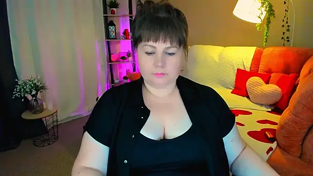 Snapshot of CrystaalStaar chatting on 07.19.26 CrystaalStaar online show from 07.19.26