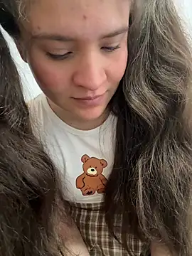 Emilyybennet  online show from 01.17.26