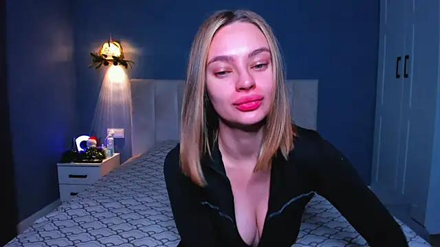 OliviaReece online show from 01.08.26