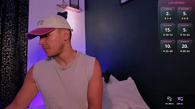 MarkSantozz online show from 04.15.26