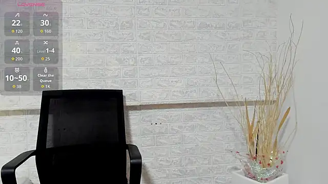 Snapshot of _PENELOPESTAR_ chatting on 09.19.25 PENELOPESTAR online show from 09.19.25
