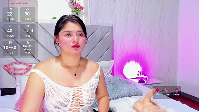 Snapshot of AmberSinner chatting on 09.27.25 AmberSinner online show from 09.27.25