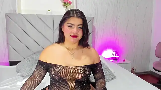 Snapshot of AmberSinner chatting on 10.06.25 AmberSinner online show from 10.06.25