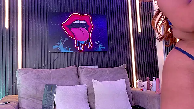 SophiaSummer online show from 10.08.25