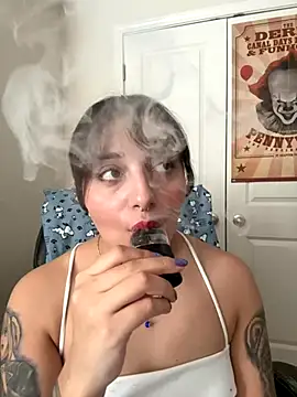 CharmingMaddie online show from 12.05.25