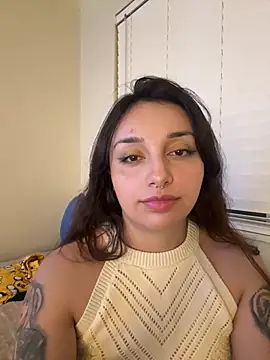 CharmingMaddie online show from 04.09.26