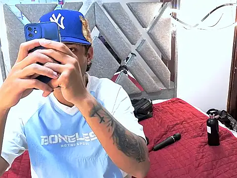 bamby kitty online show from 11.18.25