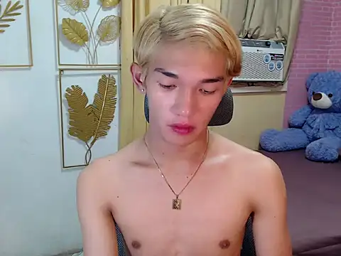 fuckerfriendsxx online show from 04.13.26