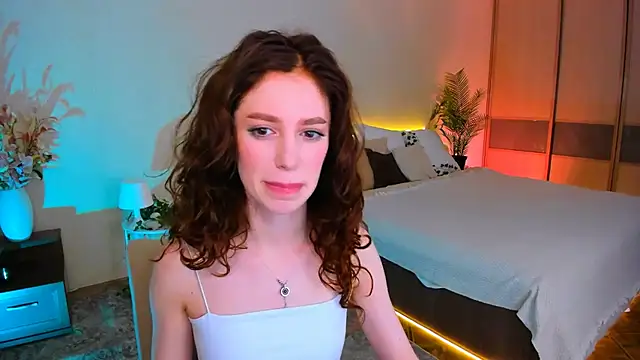 ChristinaConteeree online show from 10.04.25