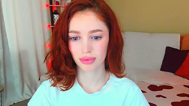 Snapshot of ChristinaConteeree chatting on 07.06.26 ChristinaConteeree online show from 07.06.26