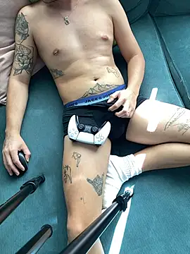 darkdecide online show from 11.08.25