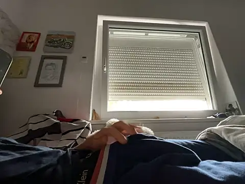 xmilolivex online show from 04.14.26