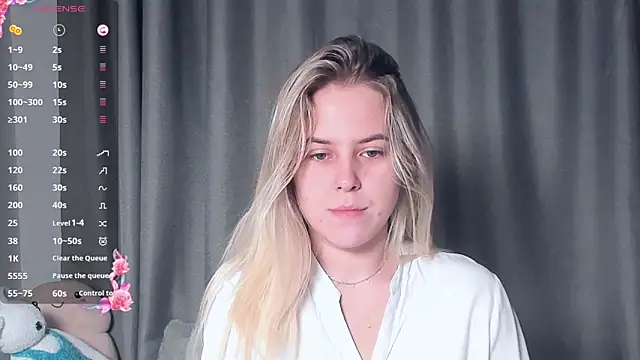 Snapshot of AngelAnty chatting on 10.24.25 AngelAnty online show from 10.24.25